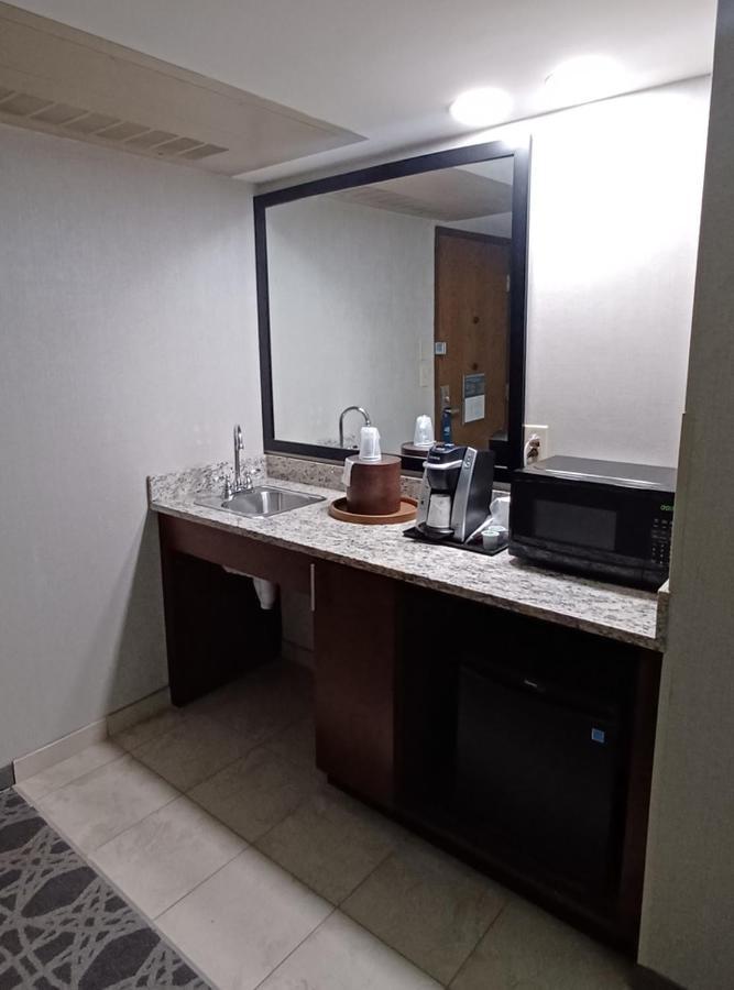 Holiday Inn - Mcallen - Medical Center Area, An Ihg Hotel ภายนอก รูปภาพ